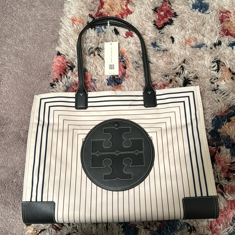 Beautiful Tory Burch fabric tote…Ella Printed Tote
